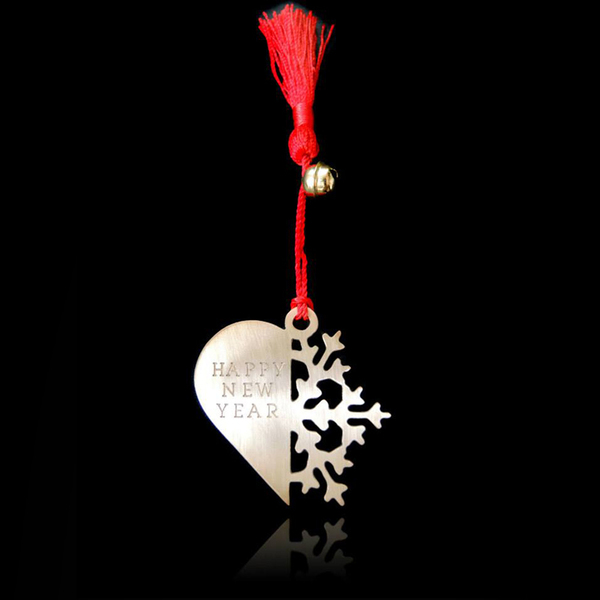 Γούρι από ορείχαλκο με κόκκινο φουντάκι - ορείχαλκος, καρδιά, φλουρί, με φούντες, χριστουγεννιάτικο, χιονονιφάδα - 2