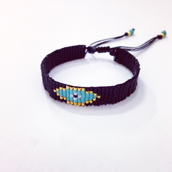 Eye beaded bracelet