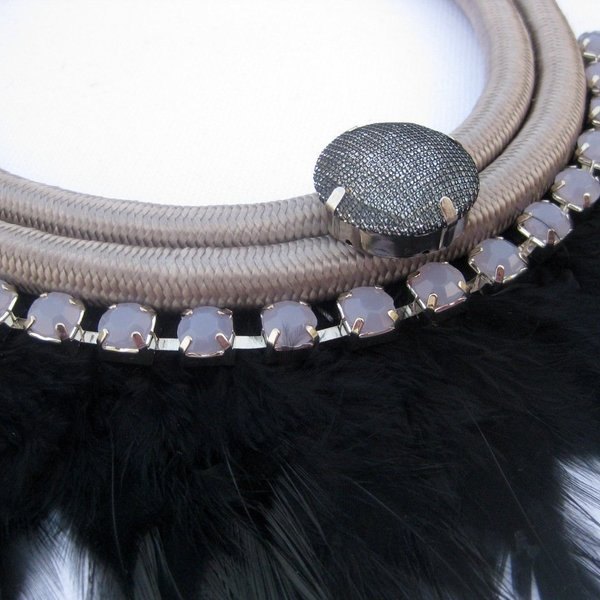 the Crow ( necklace) - statement, στρας, handmade, fashion, πέτρα, φτερό, φτερό, ακρυλικό, κορδόνια, χειροποίητα, rock