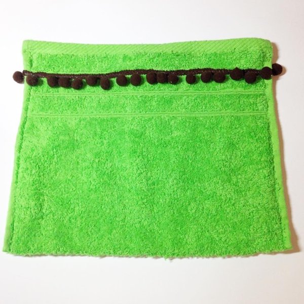 green towel - καλοκαίρι, πετσέτα, pom pom, set, παραλία, απαραίτητα καλοκαιρινά αξεσουάρ, σετ - 2