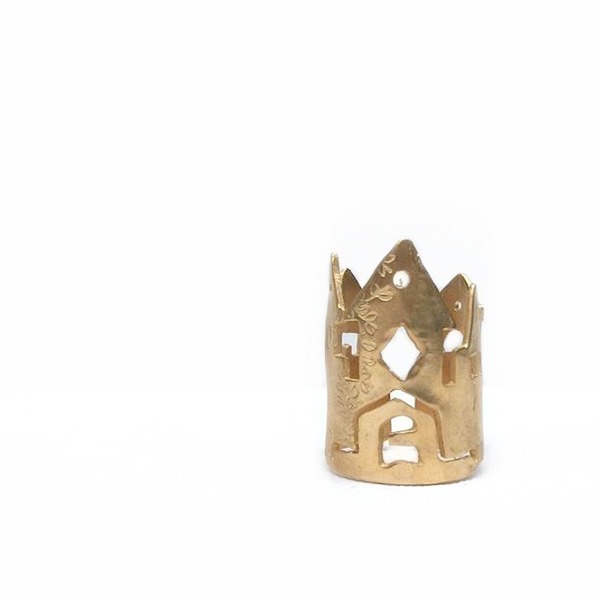Fairytale Castle Ring | Μπρούτζος Επιχρυσωμένος, χειροποίητο κάστρο, παραμυθένιο κόσμημα, ρυθμιζόμενο, συμβολικό - statement, handmade, design, μοναδικό, επιχρυσωμένα, σπίτι, δαχτυλίδι, γεωμετρικά σχέδια, χειροποίητα, σπιτάκι, δωράκι, boho, μπρούντζος, έλληνες σχεδιαστές, αυξομειούμενα