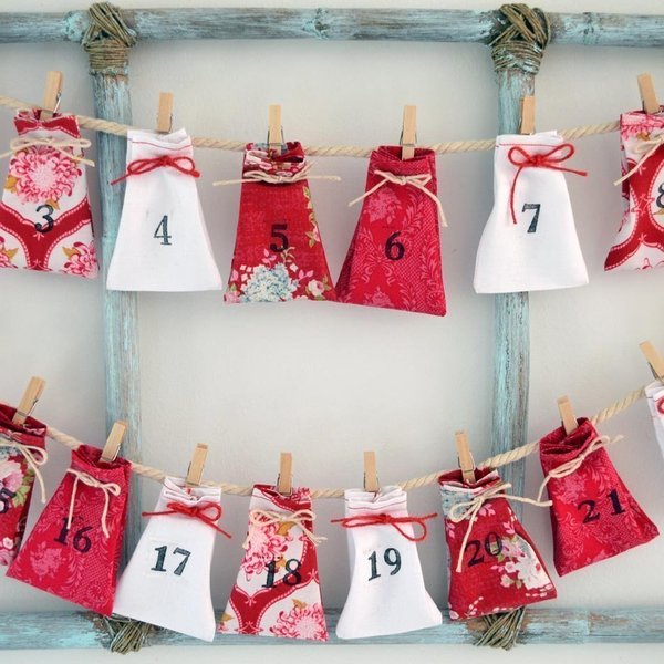 Ημερολόγιο Χριστουγέννων - ύφασμα, βαμβάκι, διακοσμητικό, πουγκί, διακόσμηση, decor, ημερολόγια, χειροποίητα, στολίδι, για παιδιά, μπάλες - 3