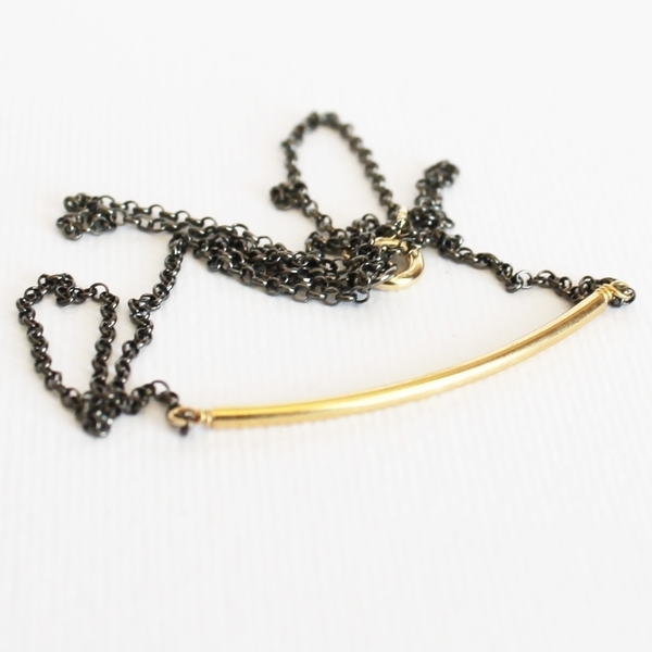 Black 'n' gold tube necklace - chic, επιχρυσωμένα