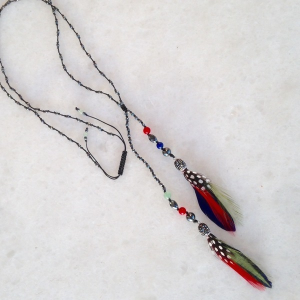 Feather necklace with semi-precious stones - ημιπολύτιμες πέτρες, chic, handmade, πολύχρωμο, fashion, κοράλλι, κερωμένα κορδόνια, ιδιαίτερο, μοναδικό, μοντέρνο, φτερό, αιματίτης, χειροποίητα, boho - 4