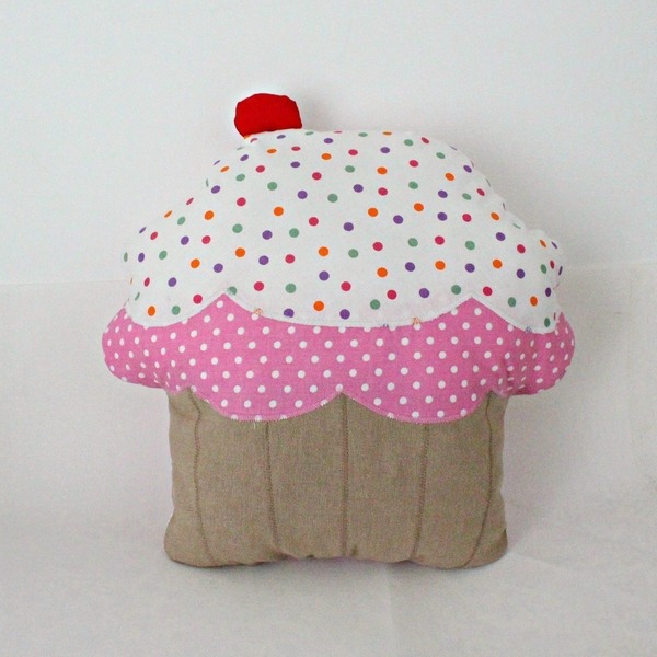 Μαξιλάρι Cupcake - βαμβάκι, κορίτσι, διακόσμηση, χειροποίητα, παιδικό δωμάτιο, για παιδιά, μαξιλάρια