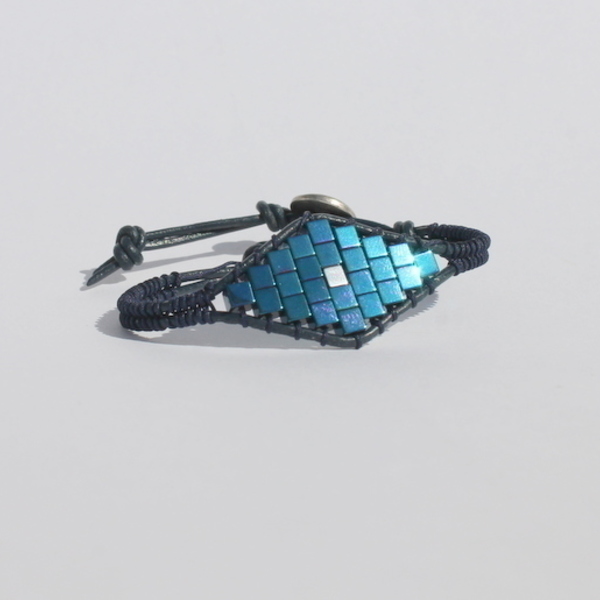Blue diamond shape bracelet - δέρμα, αιματίτης, χειροποίητα