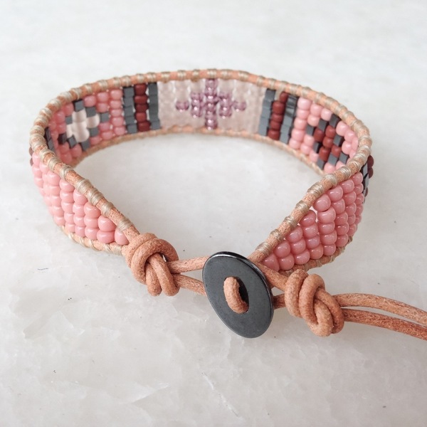 Faded pink leather wrap bracelet - δέρμα, chic, handmade, καλοκαιρινό, μοναδικό, μοντέρνο, ανοιξιάτικο, αιματίτης, χειροποίητα, χάντρες, boho - 2