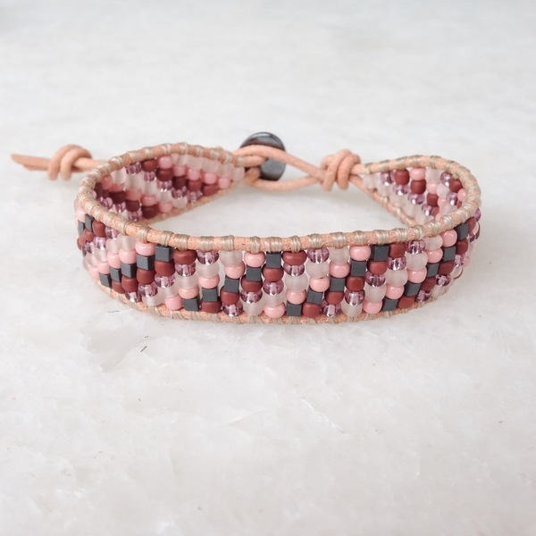 Pink variation leather wrap bracelet - δέρμα, chic, handmade, καλοκαιρινό, μοναδικό, μοντέρνο, ανοιξιάτικο, αιματίτης, χειροποίητα, χάντρες, boho - 3