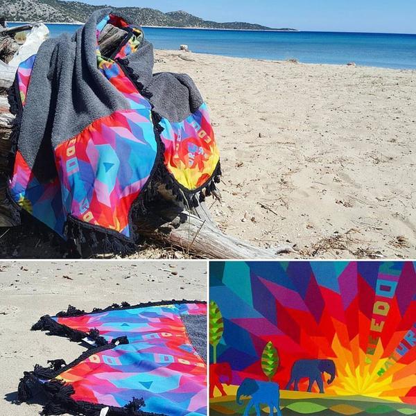 Surfboard Elephants beach towel with original print painted by Lara Melachrinou - πολύχρωμο, χρωματιστό, μοναδικό, πίνακες & κάδρα, πετσέτα - 5