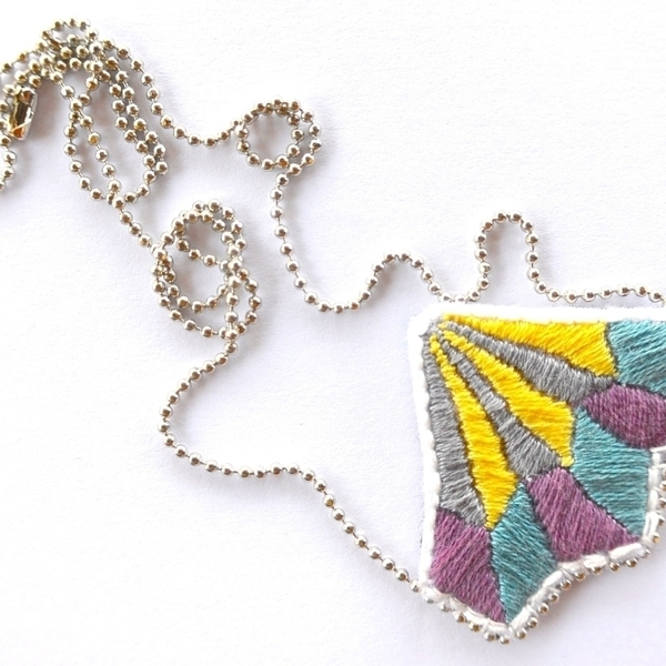 Embroidered necκlace Starfish - βαμβάκι, αλυσίδες, κεντητά, πολύχρωμο, χρωματιστό, ορείχαλκος, κορδόνια