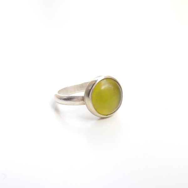 Jade ring | δαχτυλίδι με ημιπολύτιμο λίθο νεφρίτη - ημιπολύτιμες πέτρες, handmade, χρωματιστό, μοντέρνο, γυναικεία, στρογγυλό, ασήμι 925, νεφρίτης, αλπακάς, χειροποίητα, χαρούμενο - 2