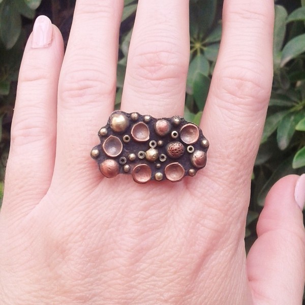 Mixed metals ring, αυξομειούμενο χειροποίητο δαχτυλίδι από χαλκό και ορείχαλκο - statement, chic, handmade, ορείχαλκος, χαλκός, δαχτυλίδι, χειροποίητα, boho, αυξομειούμενα - 3