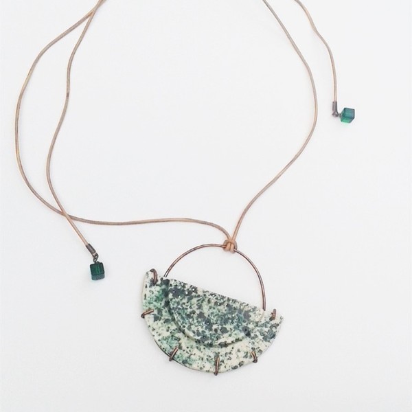 Ceramic necklace - χειροποίητο μακρύ κολιέ με κεραμικό στοιχείο - χαλκός, μακρύ, κεραμικό, κολιέ, κορδόνια, χειροποίητα, χάντρες - 4
