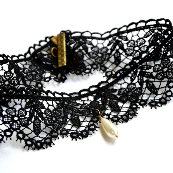 Handmade black lace choker - chic, δαντέλα, γυναικεία, δάκρυ, τσόκερ, χειροποίητα, πέρλες