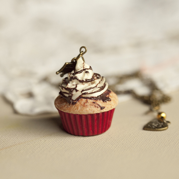 Cupcake Βανίλια – Σοκολάτα - vintage, charms, μακρύ, πηλός, μακριά, personalised, μπρούντζος, μινιατούρες φιγούρες - 2