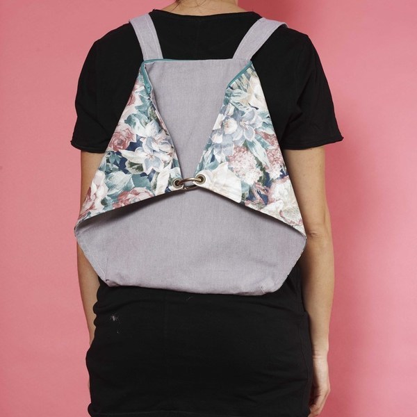 DIAMOND pastel floral-υφασμάτινη τσάντα πλάτης διπλής όψης - ύφασμα, ύφασμα, handmade, πολύχρωμο, fashion, μοναδικό, λουλούδια, customized, σακίδια πλάτης, τσάντα, χειροποίητα, φλοράλ - 4