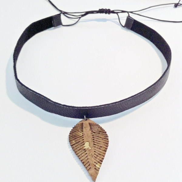 choker "Cork mini leaf" - δέρμα, fashion, μοναδικό, μοντέρνο, τσόκερ, κορδόνια, χειροποίητα, φύλλο, κοντά, φελλός, φθηνά