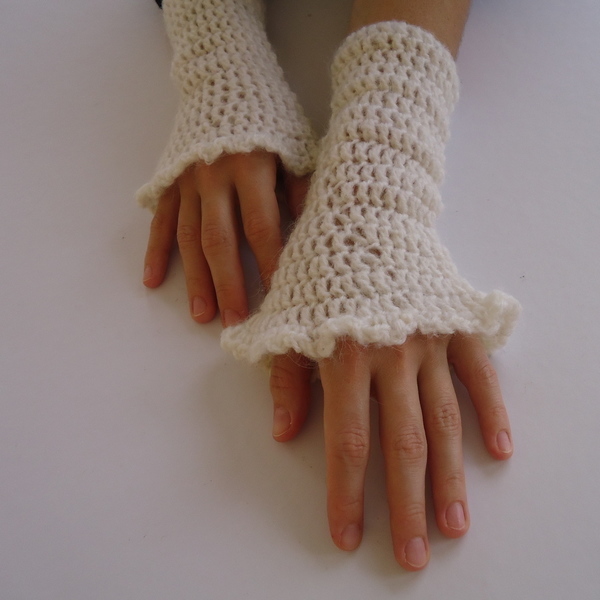 πλεκτά γάντια καρπού σε σχήμα λουλουδιού - μαλλί, πλεκτό, γυναικεία, βελονάκι, λουλούδι - 3