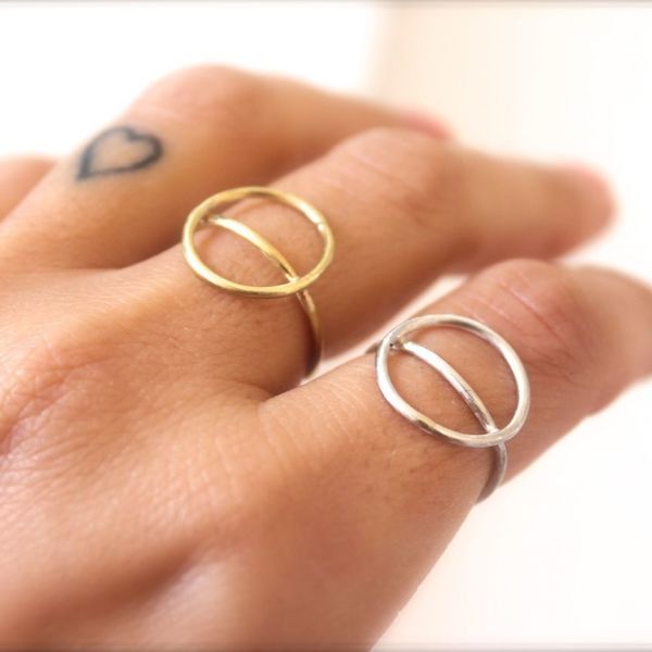 o Bronze Binding circles the ring | Δαχτυλίδι Μπρoύτζος minimal δώρο για εκείνη - επιχρυσωμένα, δώρο, δαχτυλίδι, γεωμετρικά σχέδια, χειροποίητα, minimal, μικρά, μπρούντζος, αυξομειούμενα, φθηνά - 5