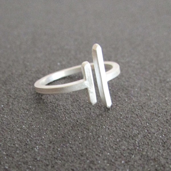 Ασημένιο δαχτυλίδι με παράλληλες μπάρες - ασήμι, δαχτυλίδι, γεωμετρικά σχέδια, δαχτυλίδια, minimal, ασημένια, βεράκια - 2