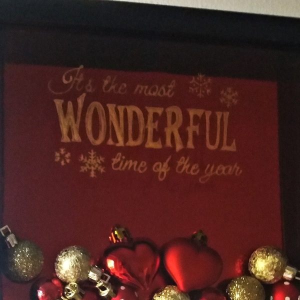 Χριστουγεννιάτικο κάδρο "It's the most wonderful time of the year" - διακοσμητικό, ξύλο, γυαλί, πίνακες & κάδρα, χαρτί, χειροποίητα, δωράκι, χριστουγεννιάτικο, μπάλες - 2