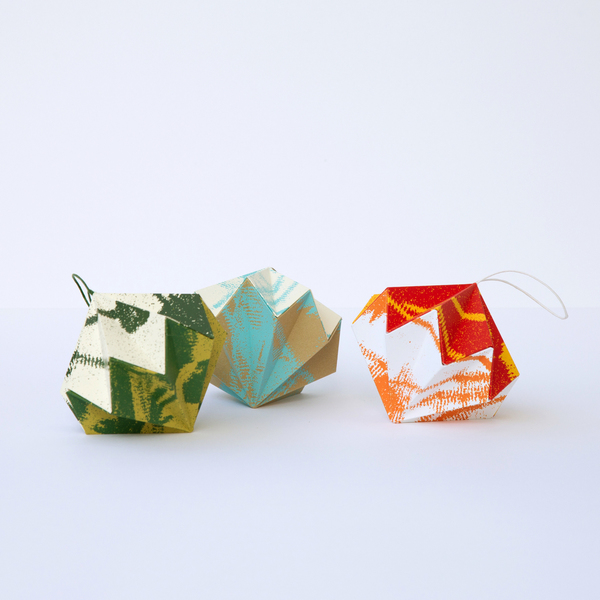 Γεωμετρικό χριστουγεννιάτικο μεταξοτυπημένο στολίδι origami - κρεμαστά, χριστουγεννιάτικα δώρα, στολίδια