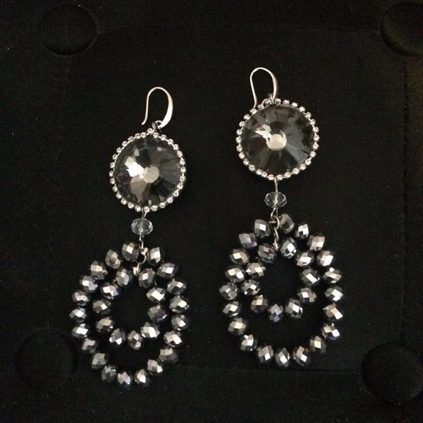 Grey silver earrings - αλυσίδες, στρας, μοναδικό, μοντέρνο, κρύσταλλα, χειροποίητα - 2