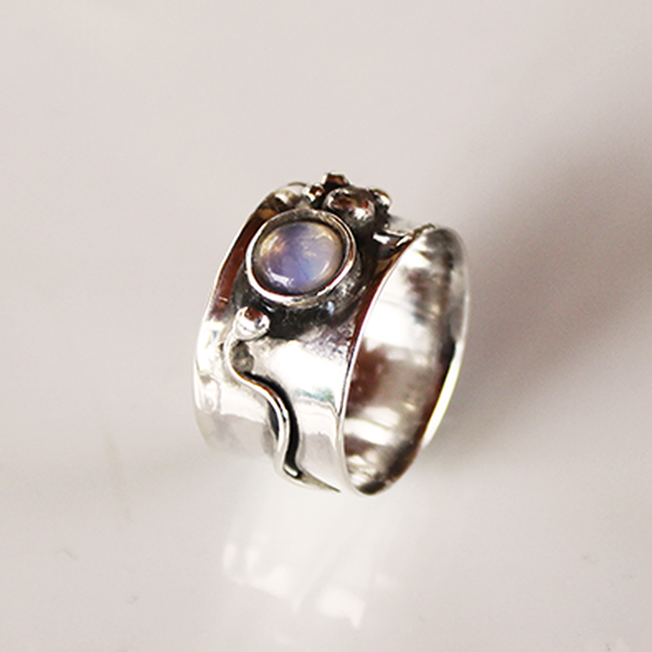 Ασημένιο δαχτυλίδι με ημιπολύτιμους λίθους-ανοιχτό μπλέ opal - ημιπολύτιμες πέτρες, ασήμι 925, δαχτυλίδι, χειροποίητα, ασημένια, οπάλιο