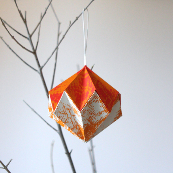 Γεωμετρικό χριστουγεννιάτικο μεταξοτυπημένο στολίδι origami - κρεμαστά, χριστουγεννιάτικα δώρα, στολίδια - 4