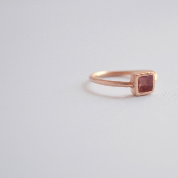 Χρωματιστό κυβάκι δαχτυλίδι σε ροζ χρυσο με σμάλτο - γυαλί - επιχρυσωμένα, ασήμι 925, δαχτυλίδι, χειροποίητα