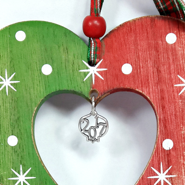 Καρδιά ξύλινη | Γούρι 2017 | Στολίδι | Χριστούγεννα - κορδέλα, κορδέλα, handmade, ξύλο, charms, ζωγραφισμένα στο χέρι, γούρι, επιχρυσωμένα, καρδιά, δώρο, σπίτι, χειροποίητα, στολίδι, δωράκι, είδη δώρου, ξύλινο, χριστουγεννιάτικο, κρεμαστά - 4