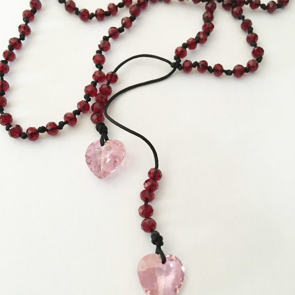 Ρουμπινί Rosario με Ροζ καρδιες - chic, handmade, κρύσταλλα, μακραμέ, κολιέ, χειροποίητα, minimal - 2