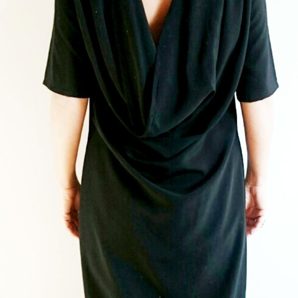 Mαύρο Jijibobo εξώπλατο μακρύ φόρεμα - minimal - 4