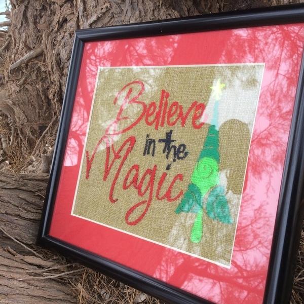 Believe in the magic..Κάδρο με κέντημα! - ύφασμα, διακοσμητικό, ξύλο, πίνακες & κάδρα, δέντρα, αγάπη, κορδόνια, δωράκι, χριστουγεννιάτικο, χριστουγεννιάτικο δέντρο - 3