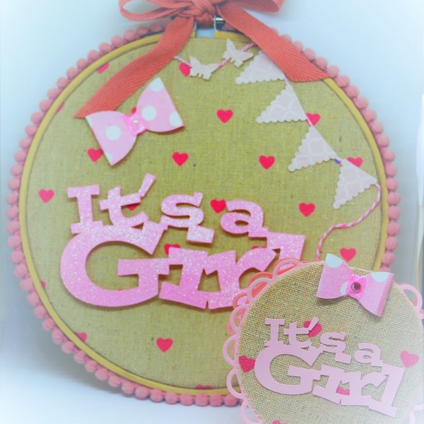 Διακοσμητικό Τελαράκι "It's a Girl!" + δώρο καρτούλα - ύφασμα, διακοσμητικό, ξύλο, καρδιά, κορίτσι, χαρτί, όνομα - μονόγραμμα, κορδόνια, χειροποίητα, κρεμαστά, πέρλες - 4