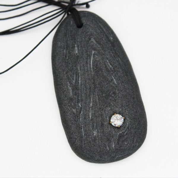 Μενταγιόν "πέτρα από πηλό και κρύσταλλο"Νο2 - chic, design, ιδιαίτερο, μοναδικό, μοντέρνο, πέτρα, κρύσταλλα, μακρύ, αιματίτης, πηλός, μακραμέ, μακραμέ, πρωτότυπο, κολιέ, χειροποίητα, κοντό, minimal, αυξομειούμενα