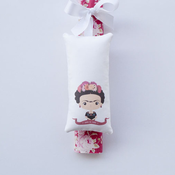 EASTER CANDLE I FRIDA PILLOW - ύφασμα, κορίτσι, λαμπάδες - 2