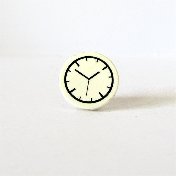 Καρφίτσα - Pin με σχέδιο Ρολόι! - handmade, μοναδικό, μοντέρνο, στρογγυλό, πλαστικό, ρολόι, χειροποίητα, δωράκι, είδη δώρου, birthday, unisex - 3