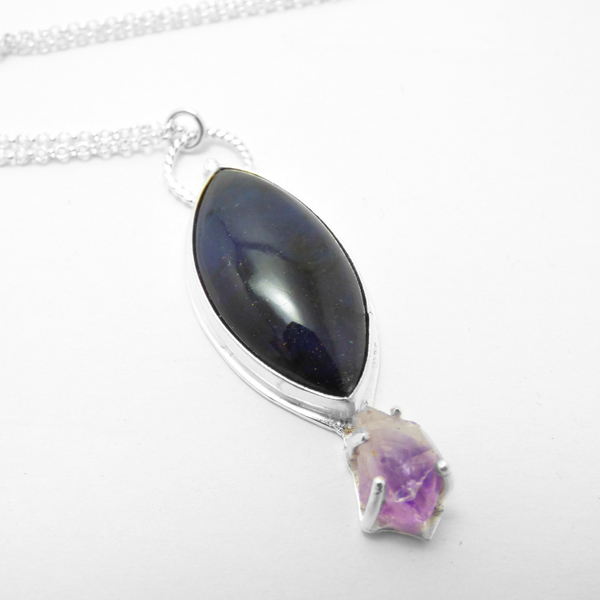 " Μystic Iolite - Crystal Amethyst " - Xειροποίητο επάργυρο μενταγιόν με Ιόλιθο και ορυκτό Κρύσταλλο Αμέθυστου!! - ημιπολύτιμες πέτρες, αλυσίδες, αλυσίδες, chic, fashion, vintage, design, ιδιαίτερο, μοναδικό, μοντέρνο, αμέθυστος, sexy, κρύσταλλα, επάργυρα, επάργυρα, donkey, κολιέ, χειροποίητα, romantic, πριγκίπισσα, κλασσικά, γυναίκα, ethnic, κρεμαστά