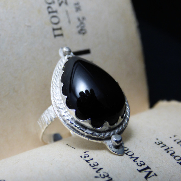 " Magic Black Onyx " - Χειροποίητο επάργυρο δαχτυλίδι με Μαύρο Όνυχα! - ημιπολύτιμες πέτρες, ημιπολύτιμες πέτρες, handmade, fashion, καλοκαιρινό, vintage, κλασσικό, design, ιδιαίτερο, μοναδικό, μοντέρνο, γυναικεία, sexy, ανοιξιάτικο, σύρμα, επάργυρα, επάργυρα, όνυχας, donkey, δαχτυλίδι, χειροποίητα, romantic, απαραίτητα καλοκαιρινά αξεσουάρ, must αξεσουάρ, κλασσικά, γυναίκα, boho, ethnic - 4