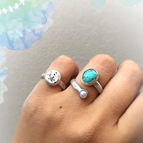 Thisvi Ring | Χειροποίητο δαχτυλίδι με ημιπολύτιμους λίθους, ρυθμιζόμενο μέγεθος, συμβολικό - ημιπολύτιμες πέτρες, ημιπολύτιμες πέτρες, handmade, κλασσικό, design, τιρκουάζ, μαργαριτάρι, ασήμι 925, κορίτσι, λουλούδια, customized, cute, δαχτυλίδι, δαχτυλίδια, χειροποίητα, φλοράλ, elegant, romantic, all day, δωράκι, ασημένια, βεράκια, boho, ethnic, αυξομειούμενα, φυλαχτά - 2