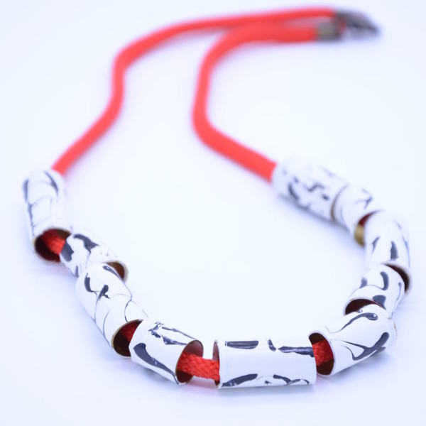 ''Red'' Necklace / Χειροποίητο κολιέ με χρώμα - μοναδικό, ορείχαλκος, σμάλτος, κολιέ, κορδόνια, κορδόνια, χειροποίητα, must αξεσουάρ