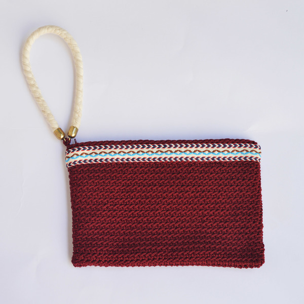 Τσαντάκι crochet με λεπτομέρεια - ύφασμα, clutch, crochet, τσάντα, κορδόνια, χειροποίητα, πλεκτές τσάντες - 4