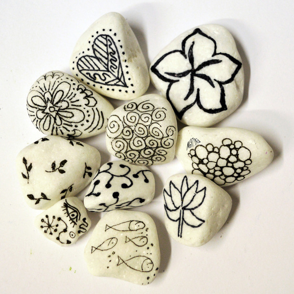 10 HandPainted Pebbles / 10 Πέτρες ζωγραφισμένες στο χέρι - δώρο, διακόσμηση, όνομα - μονόγραμμα, χειροποίητα, πέτρες, πέτρες, δώρα γάμου