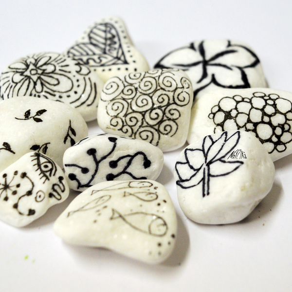 10 HandPainted Pebbles / 10 Πέτρες ζωγραφισμένες στο χέρι - δώρο, διακόσμηση, όνομα - μονόγραμμα, χειροποίητα, πέτρες, πέτρες, δώρα γάμου - 2