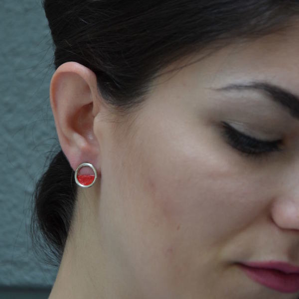 ''Little Reds'' earrings/ Γεωμετρικά σκουλαρίκια σε κόκκινο χρώμα - μοναδικό, μοντέρνο, ασήμι 925, σμάλτος, αλπακάς, κύκλος, σκουλαρίκια, γεωμετρικά σχέδια, χειροποίητα, casual - 4