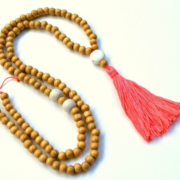 Coral tassel wooden necklace - βαμβάκι, ξύλο, καλοκαιρινό, με φούντες, πηλός, κολιέ, κορδόνια, ξύλινο, boho