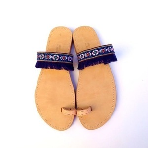 Blue fringe sandals - δέρμα, καλοκαιρινό, σανδάλια, boho, ethnic, φλατ