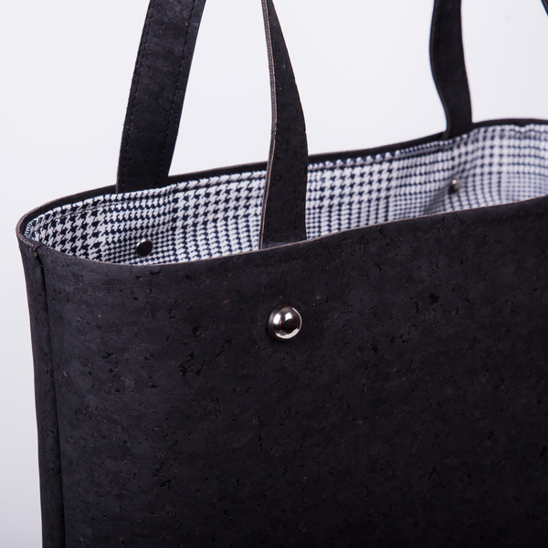 Τσάντα Ώμου "Total black " - ύφασμα, ώμου, τσάντα, χειροποίητα, φελλός, tote - 4