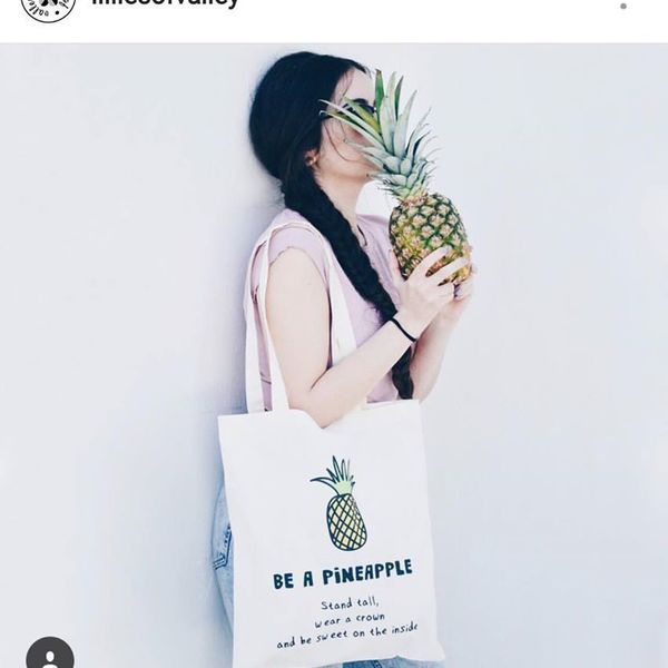 ❤Be a pineapple!❤ | Υφασμάτινη τσάντα, 100% cotton. - ύφασμα, βαμβάκι, εκτύπωση, fashion, μόδα, γυναικεία, καλοκαίρι, δώρο, τσάντα, street style, summer, παραλία, all day, δωράκι, απαραίτητα καλοκαιρινά αξεσουάρ, γυναίκα, casual, unique, θαλάσσης, all season - 2